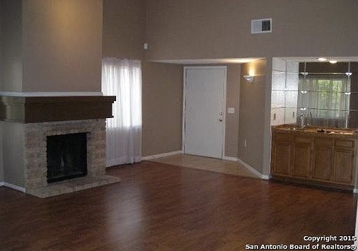 4th image of 9367 Brushy Point St