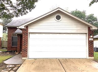 2521 Claudia Dr, Leander, TX 78641