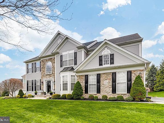 4th image of 12308 Silver Cup Ct
