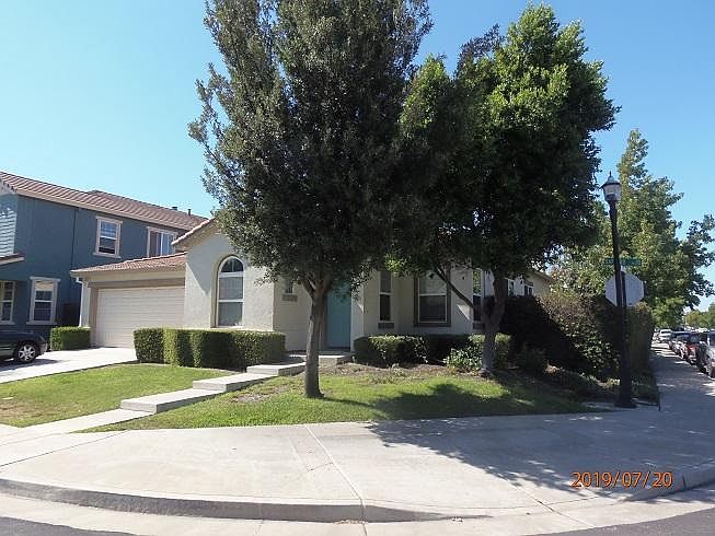 1st image of 2923 Safford Ave