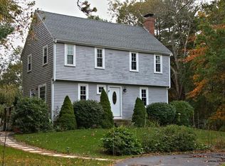 28 Bonney Briar Dr, Plymouth, MA 02360