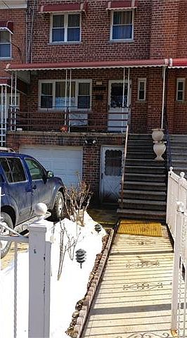 1st image of 3934 De Reimer Ave