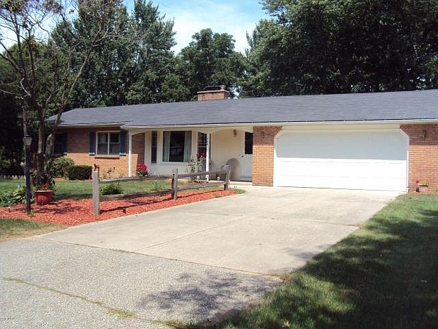 1st image of 765 Newcastle Dr