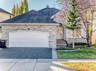 29 Simcoe Gate SW, Calgary, AB T3H4K6