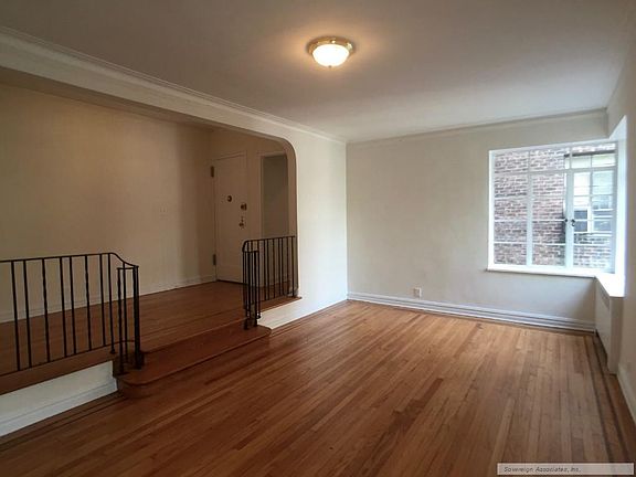 5th image of 135 W 225th St APT 4J