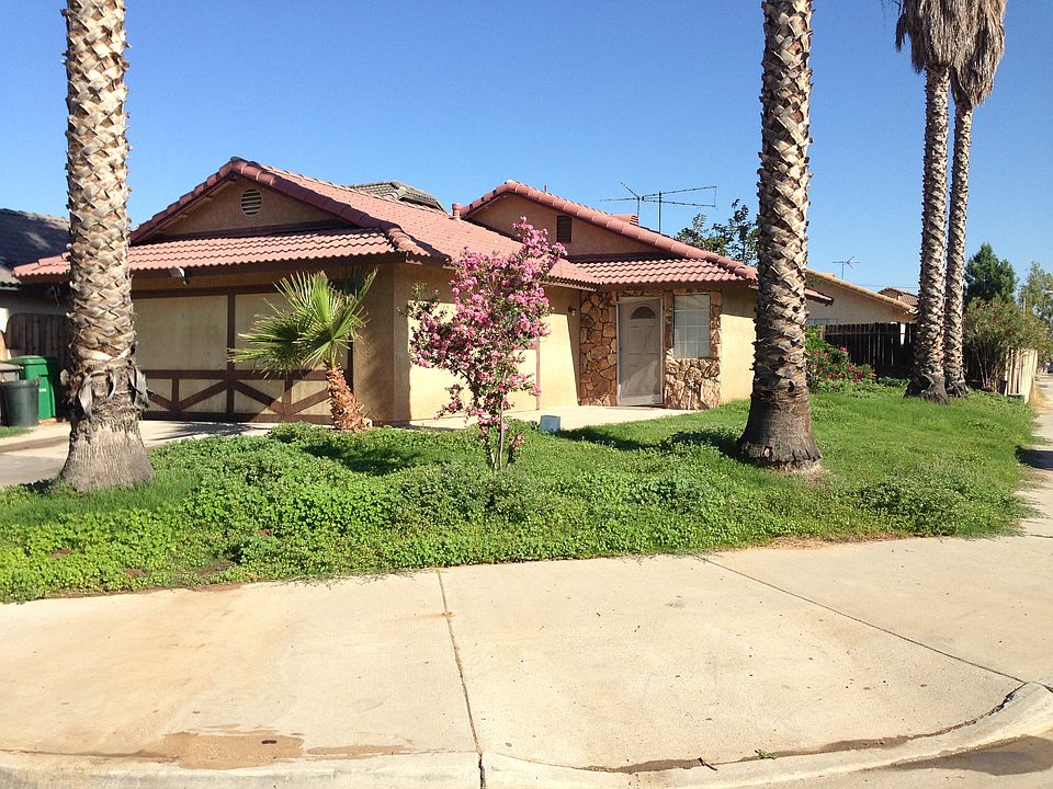 1st image of 25060 Dana Ln