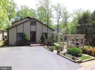 313 Hillside Dr, Locust Grove, VA 22508