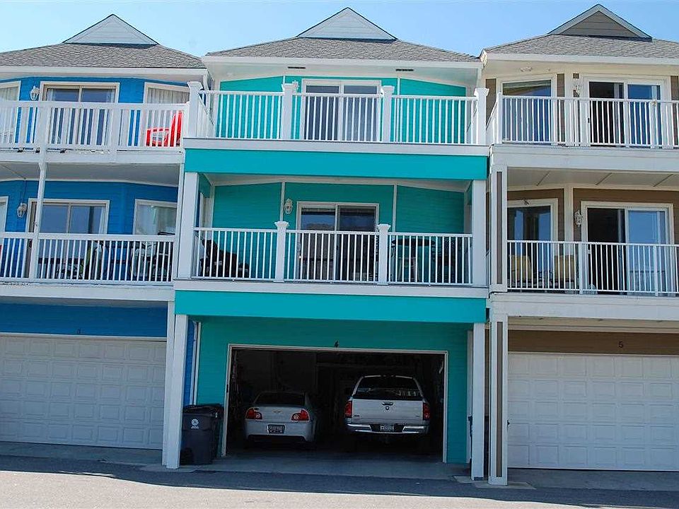 1st image of 226 N Waccamaw Dr Unit 4