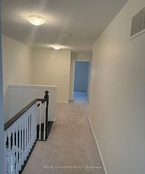 5 Trafalgar Dr — Photo 11