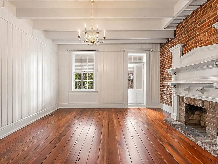 117 E Jones St #PARLOR — Photo 28