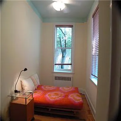 Rented by Luxury Property Group | media 9