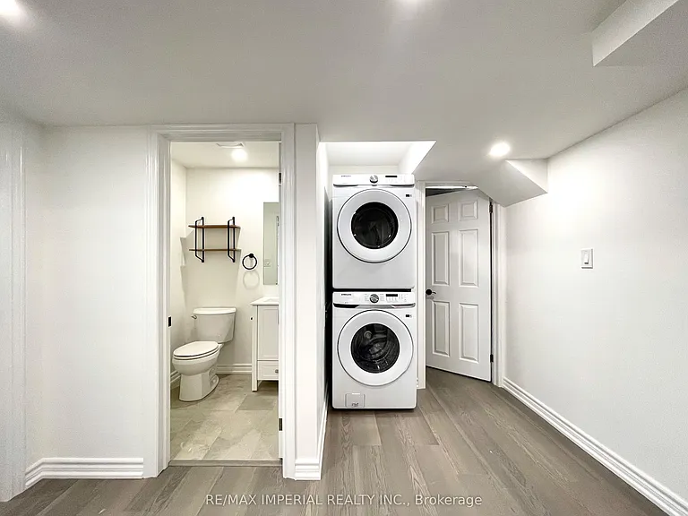 40 Brewsland Cres #BASEMENT — Photo 9