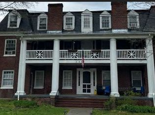 307 N Main St #8, Lexington, VA 24450