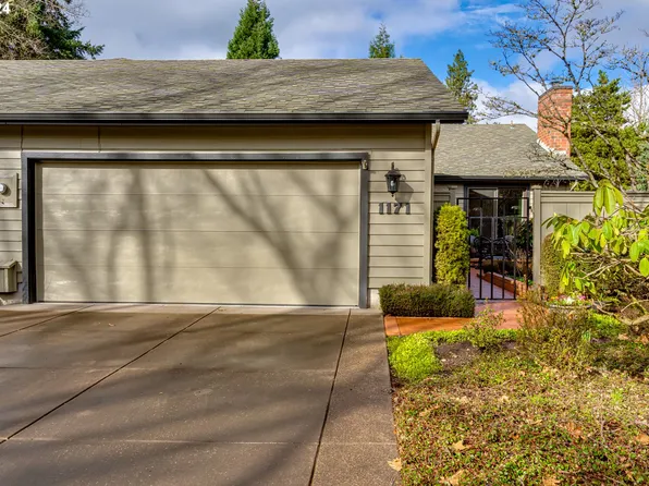 1171 Spyglass Dr, Eugene, OR 97401