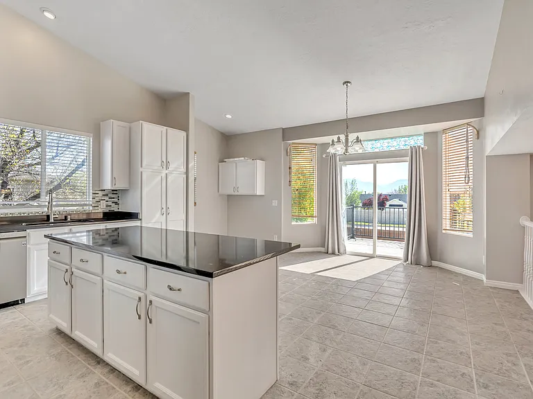 8847 S Mountain Vista Dr — Photo 5