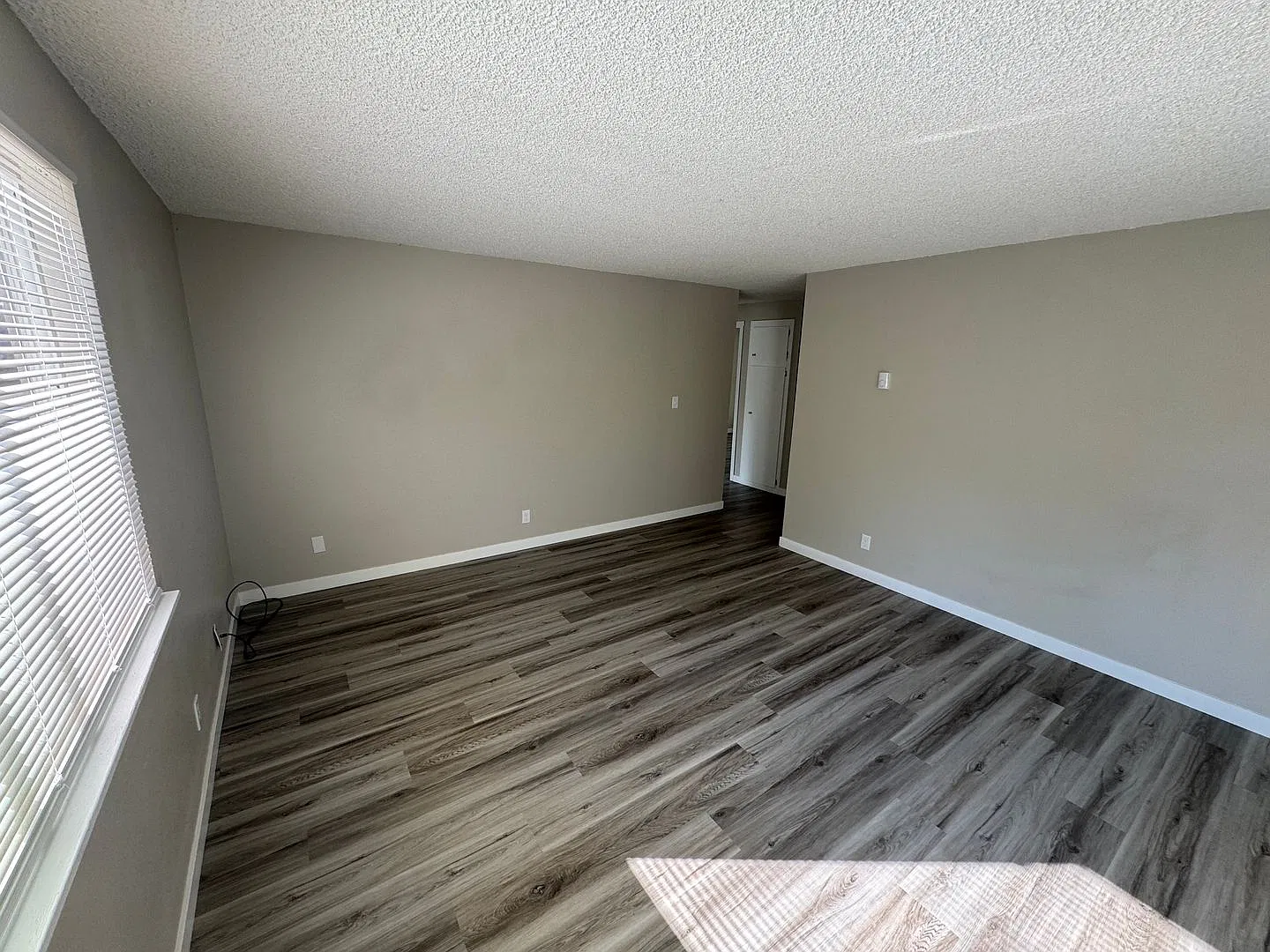 468A - 824 SW Grove Street — Photo 3