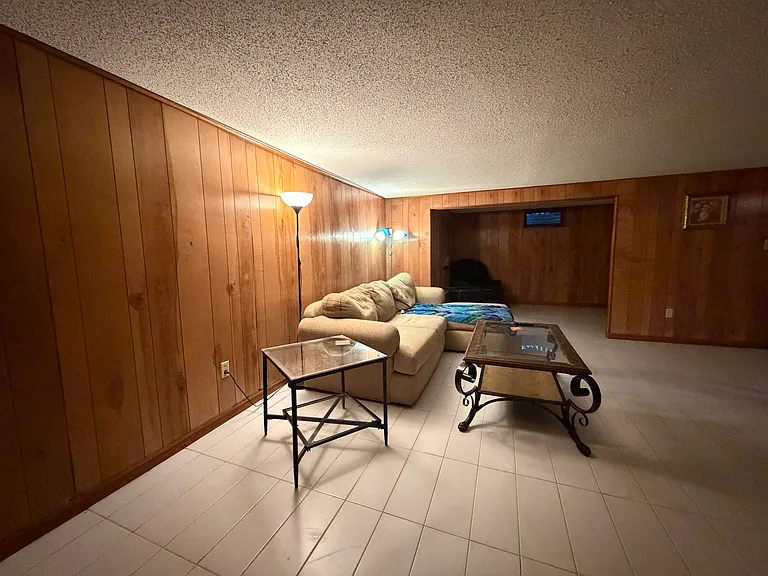 37235 N Hillside Dr — Photo 14