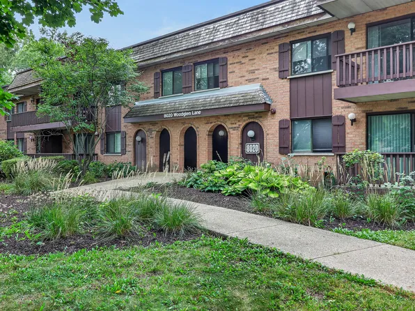8020 Woodglen Ln APT 202, Downers Grove, IL 60516