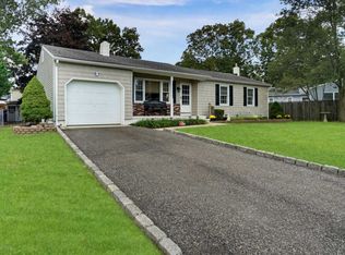 4 Johnston Ave, Brick, NJ 08724