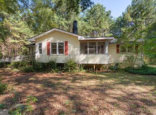 815 Island Shoals Rd, Jackson, GA 30233