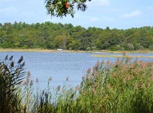 26 Highland Shores Dr, Wareham, MA 02571