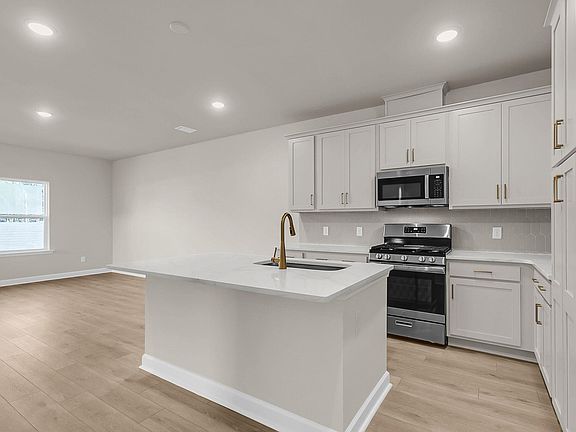 6th image of this home