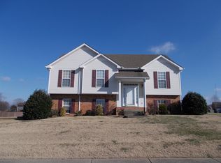 412 Bailey Ln, Pleasant View, TN 37146