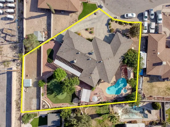 10825 John Schlee Ct, El Paso, TX 79935