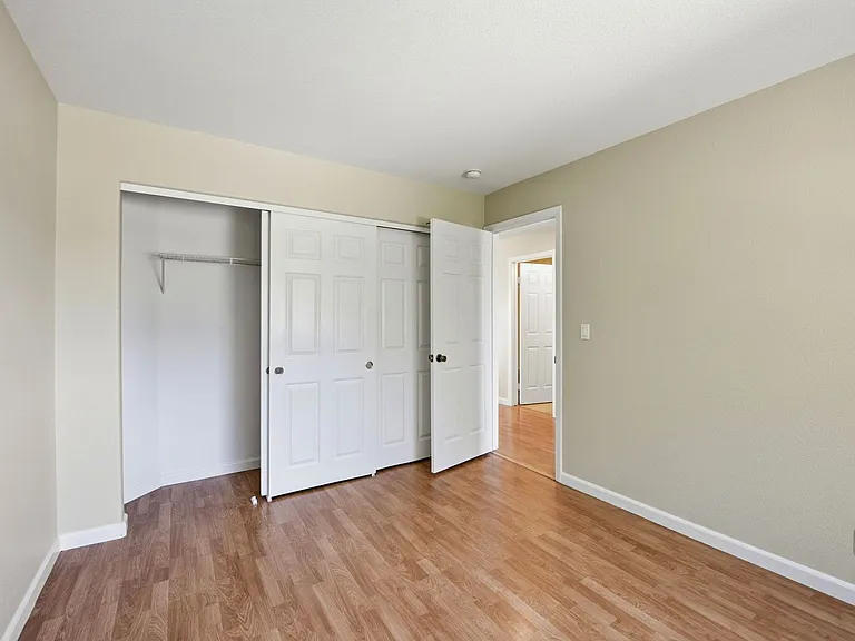 3808 Alder Ave — Photo 28