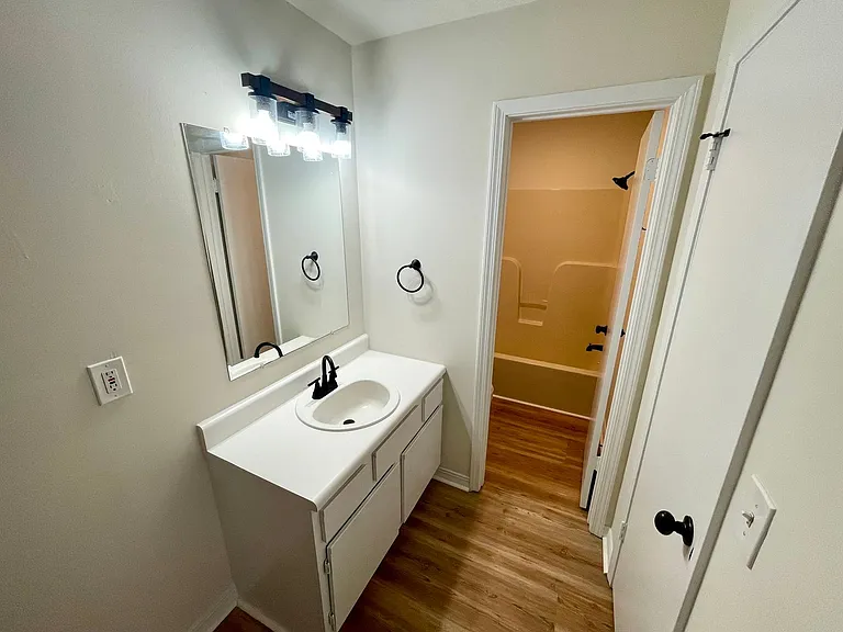575 Dexter Dr — Photo 9