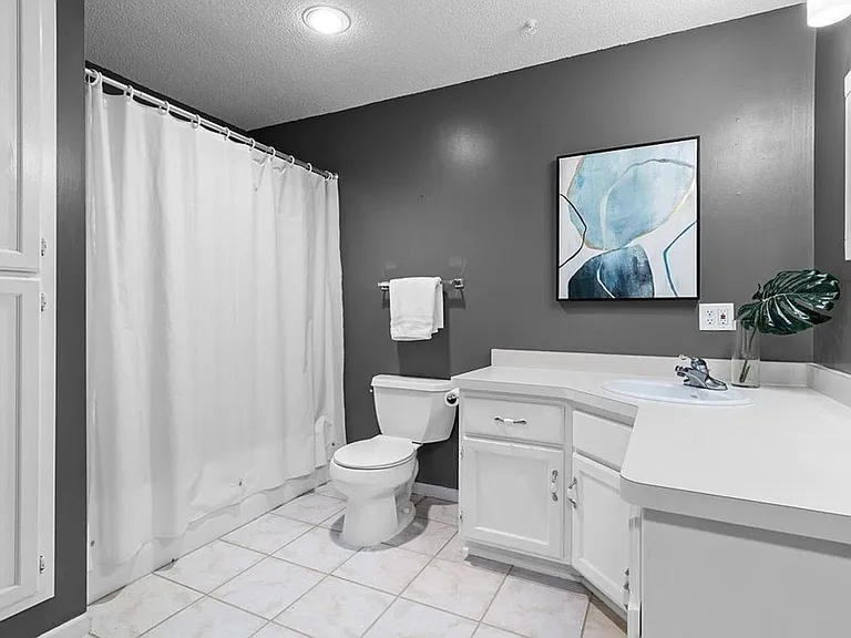 18890 Barrington Dr — Photo 28