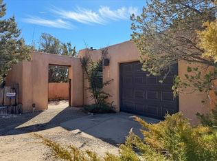 311 Calle Loma Norte, Santa Fe, NM 87501