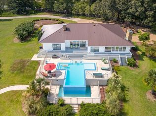 101 Elizabeth Road, Elizabethtown, NC 28337