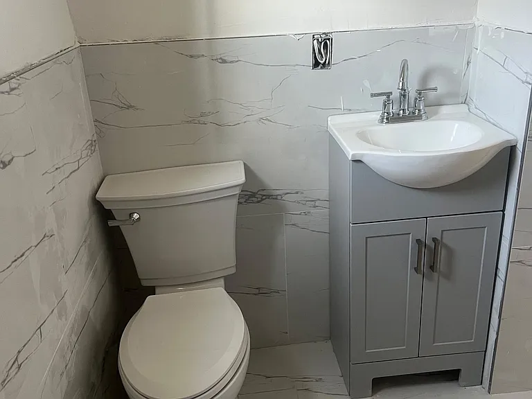 202 W Godfrey Ave #1 — Photo 1