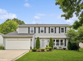 861 Chaucer Way, Buffalo Grove, IL 60089