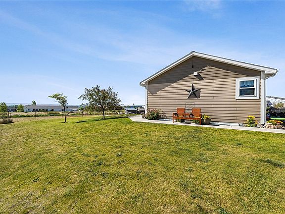 4th image of 5 Square Butte Ln