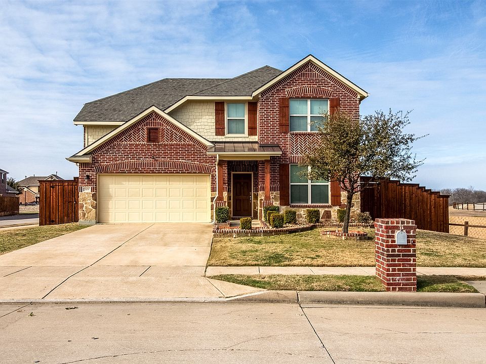 1st image of 3456 Canyon Lake Dr