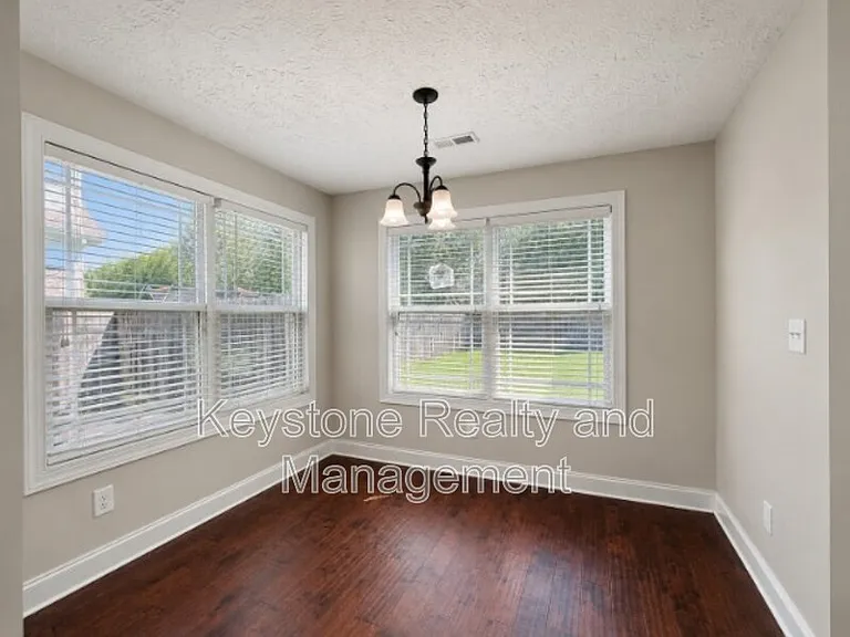 1223 Snowball Ln — Photo 7