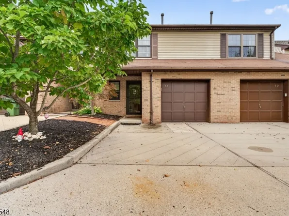 11 Amy Ct, Lebanon Boro, NJ 08833