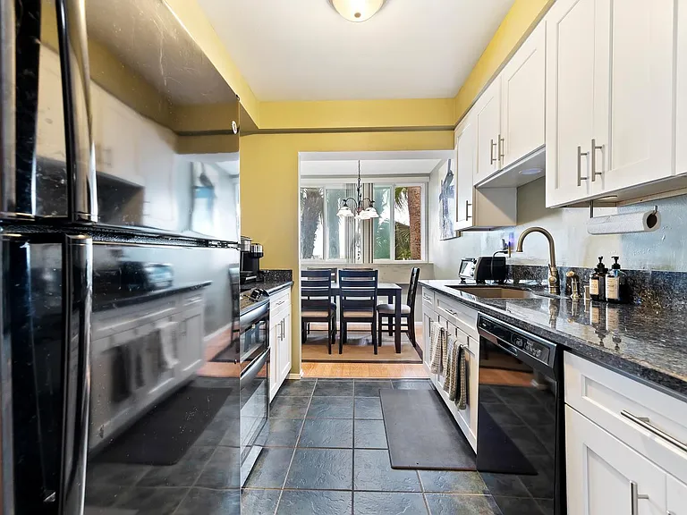 770 W Imperial Ave #24 — Photo 25