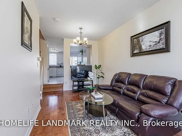 66K Finch Ave W — Photo 2