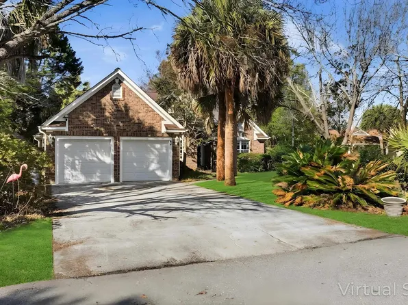 29 Pine Valley Ln., Surfside Beach, SC 29575