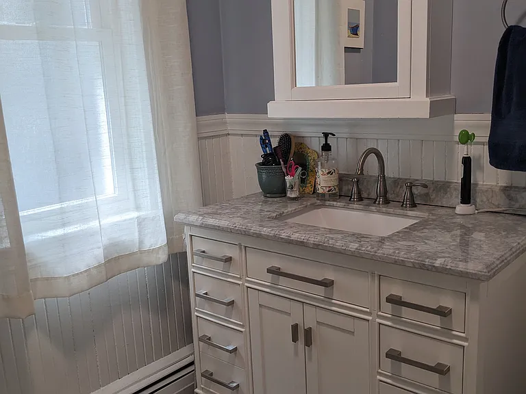 72 Bay State Ave #1A — Photo 9