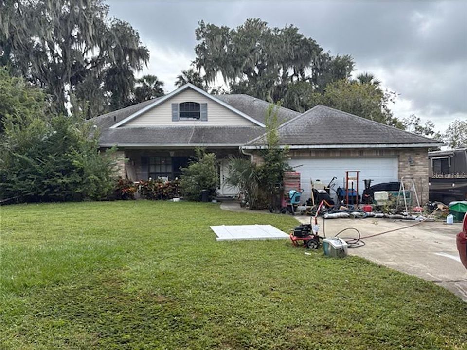 1st image of 349 Magnolia Pl