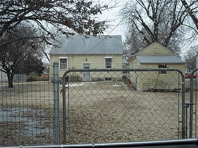 2nd image of 436 W Walnut St