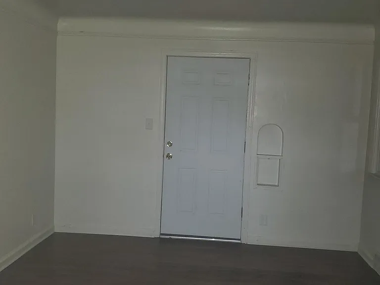 14481 Maddelein St — Photo 13