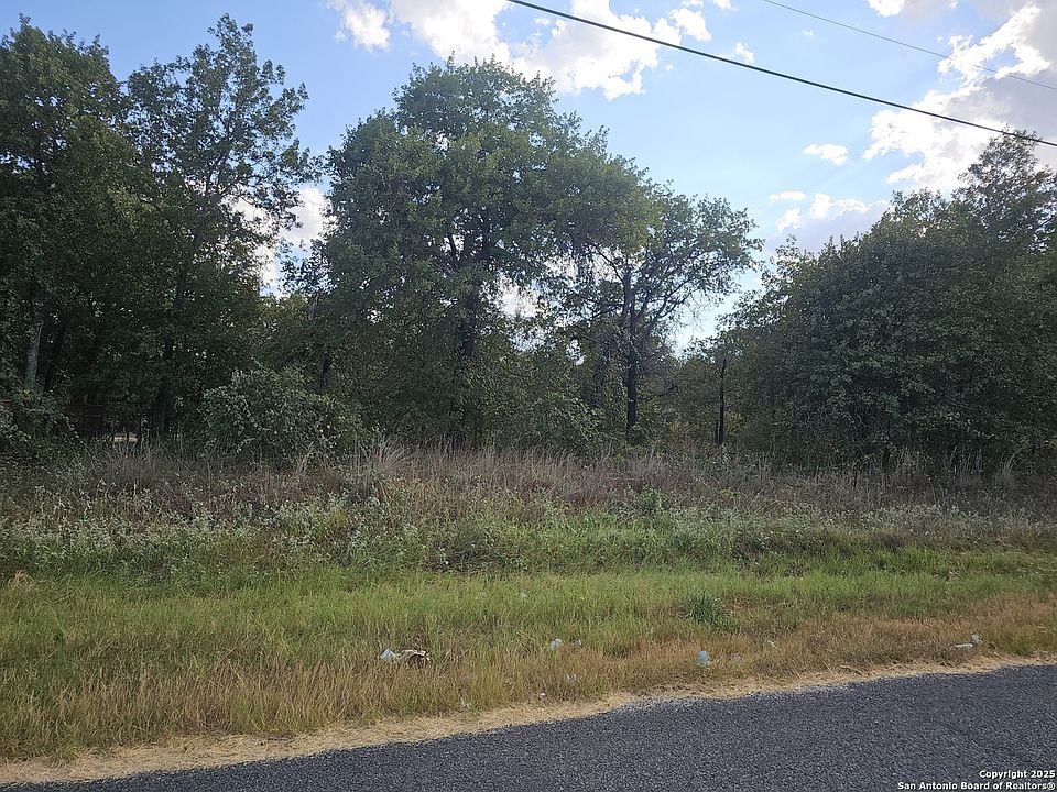 2nd image of 1618 KERR CIR LOT 5