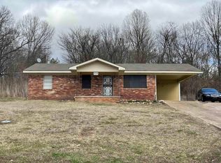 208 Pin Oak St, Forrest City, AR 72335