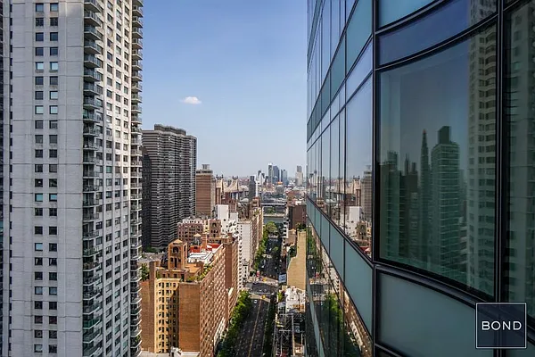 Rented by Bond New York | media 6