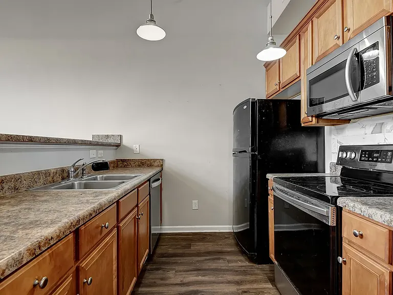 1032 Wildwood Dr — Photo 21